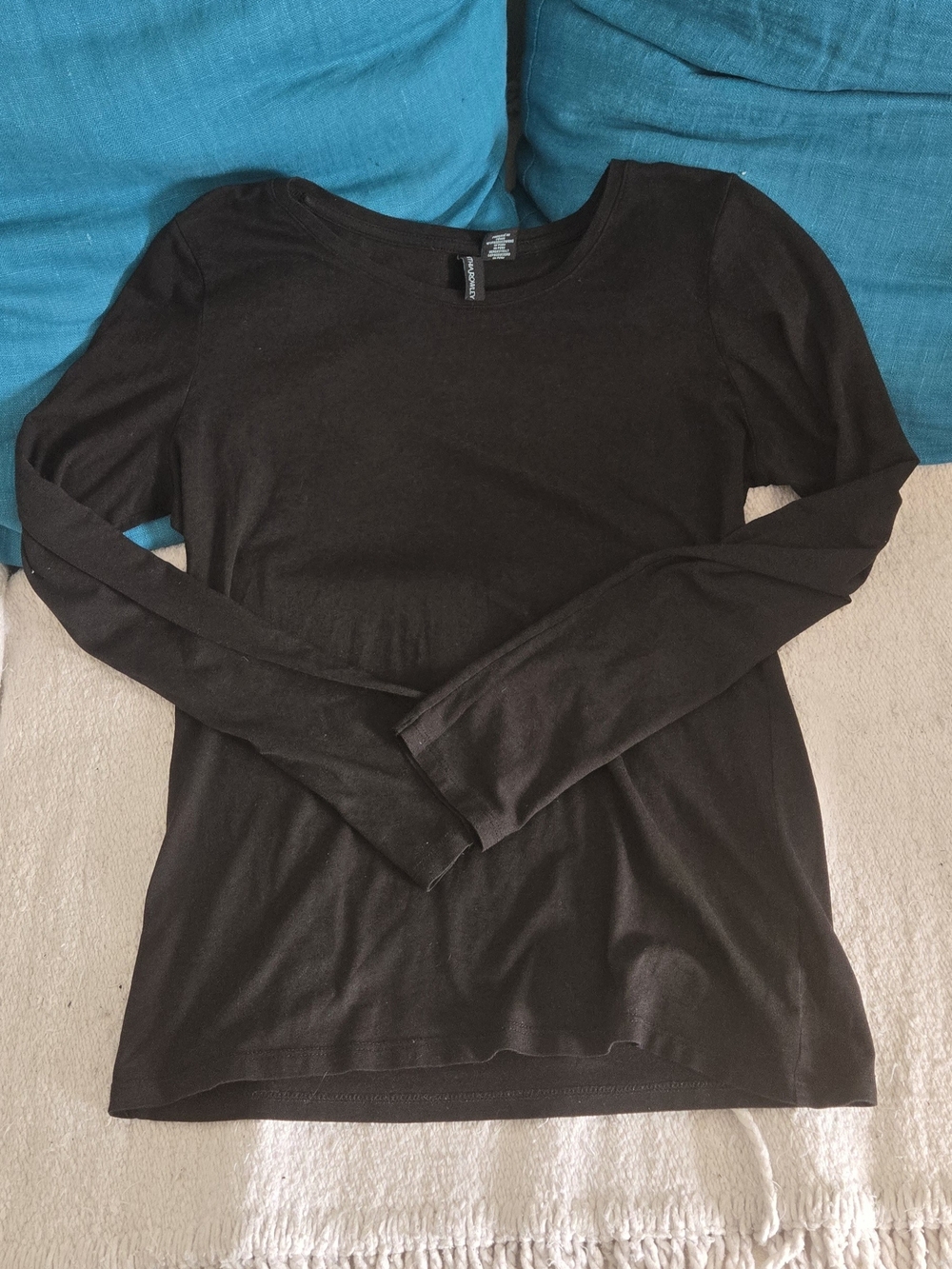 Cynthia Rowley Black Lightweight Long Sleeve Top Size M